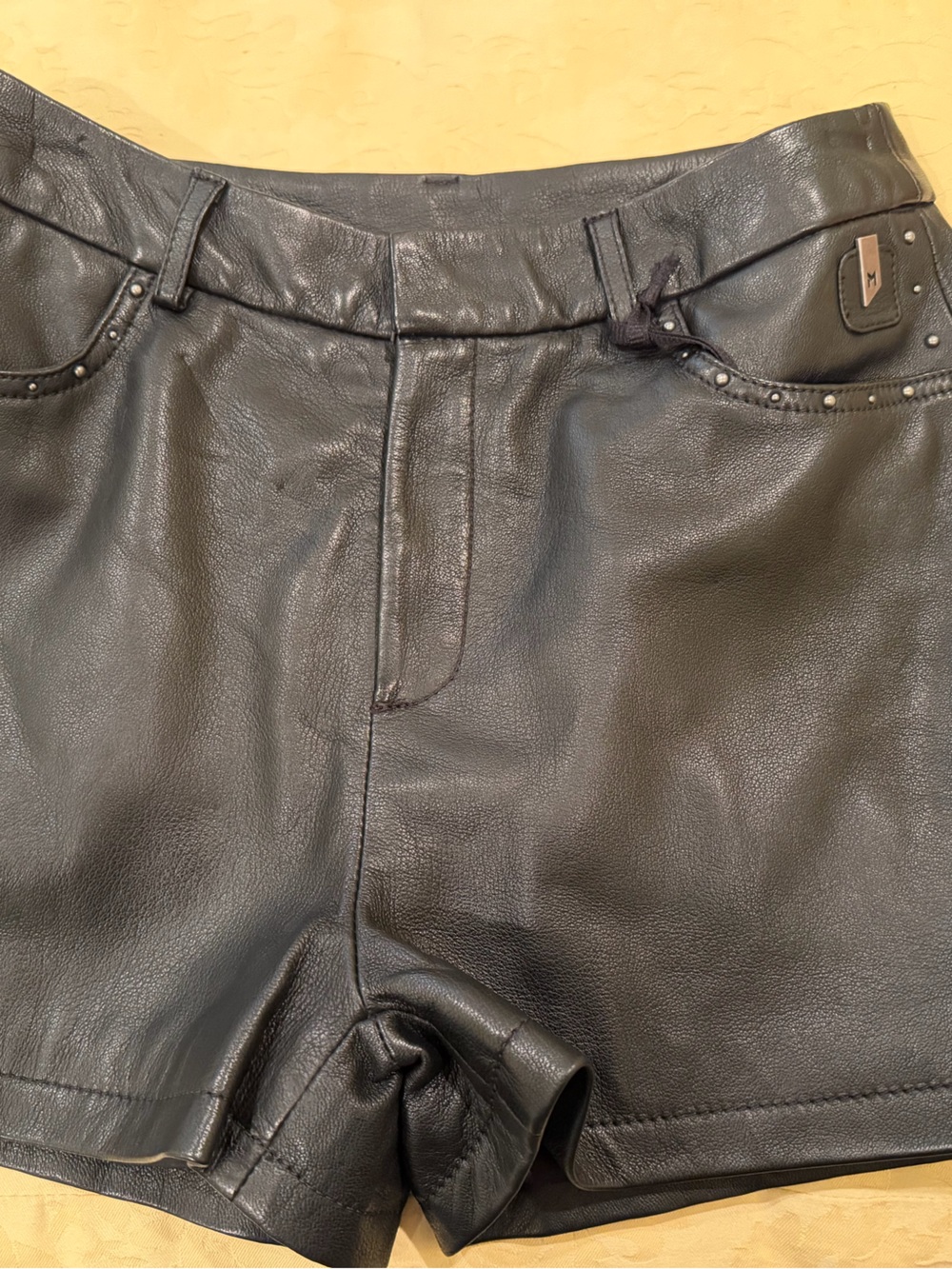 Mauritius Black Leather Women's Shorts